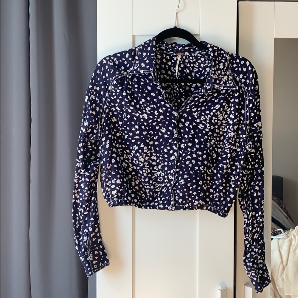 FREE PEOPLE BUTTON UP NAVY BLOUSE - NWOT